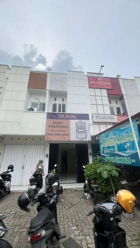Ruko Strategis 3 Lantai Pondok Kelapa Raya