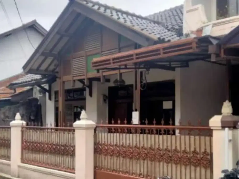 Rumah Murah Siap huni 1 lantai strategis di Jl. Jupiter Margahayu raya, Kota Bandung