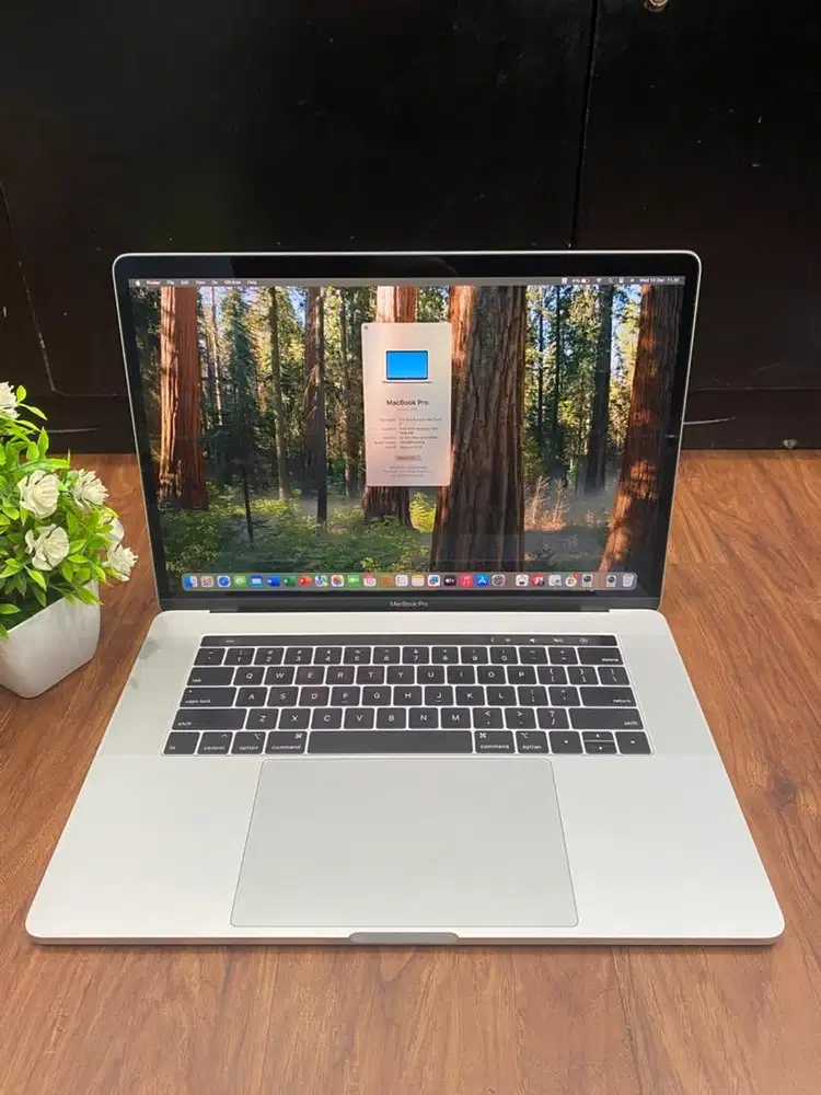 Macbook Pro 15 inch Ci7/32GB/512GB