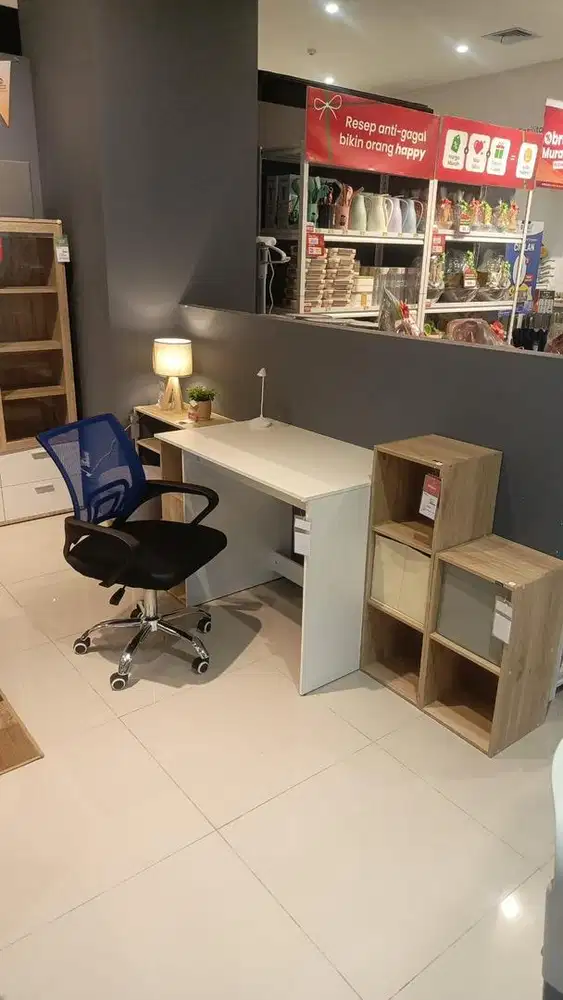 Meja+kursi bonus storage