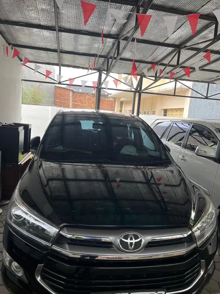 Mobil Toyota kijang innova 2.0 V bensin270