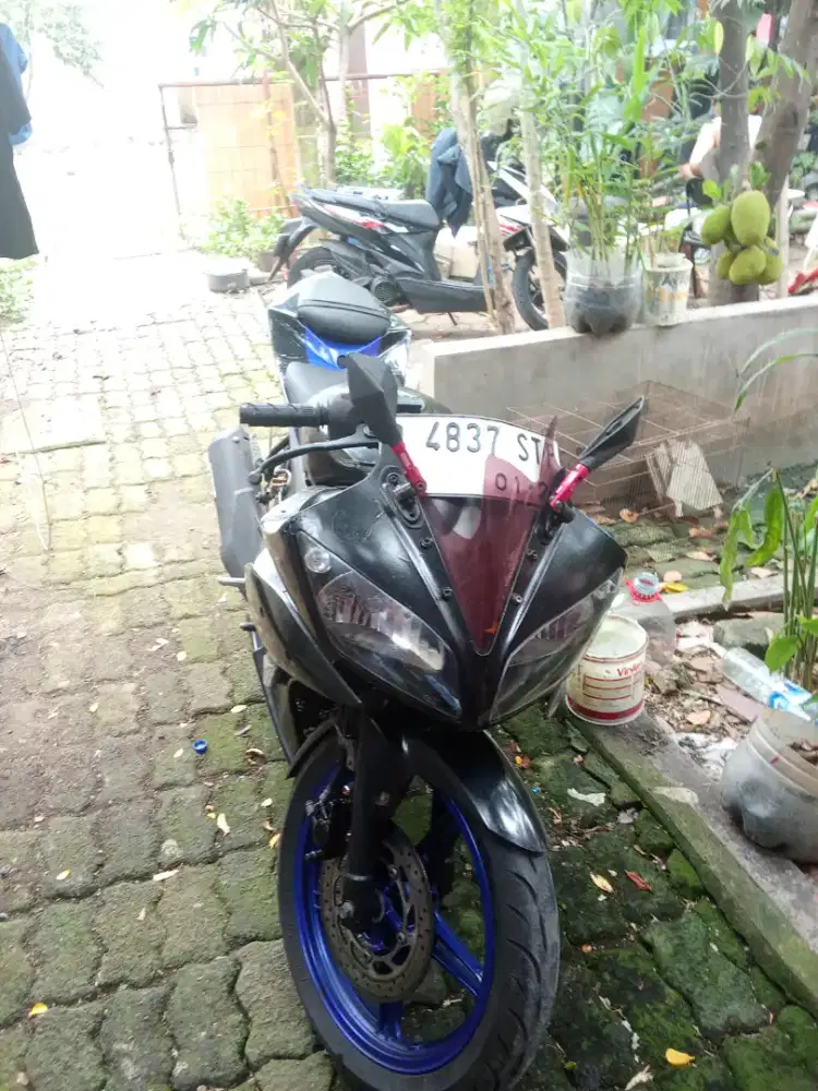 YAMAHA R15  2016