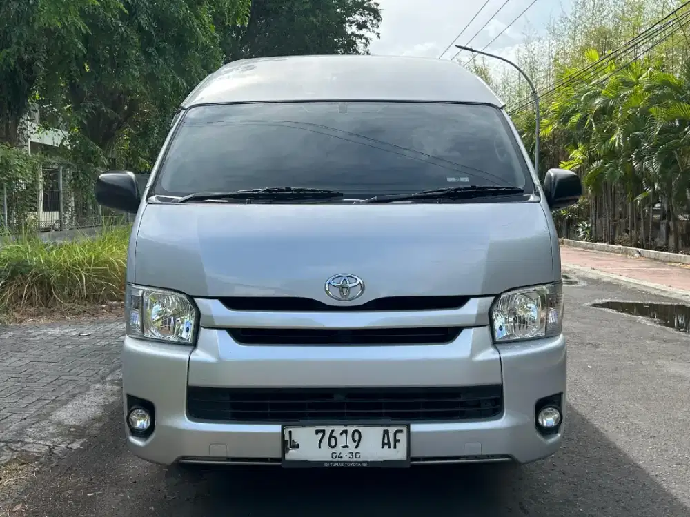 Toyota Hiace Commuter 2.5 2019 MT Solar Diesel Hi Ace Silver pmk 2020