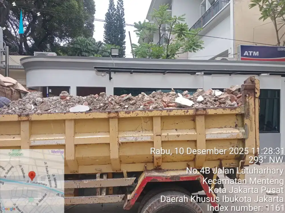 Jasa buang puing tanah