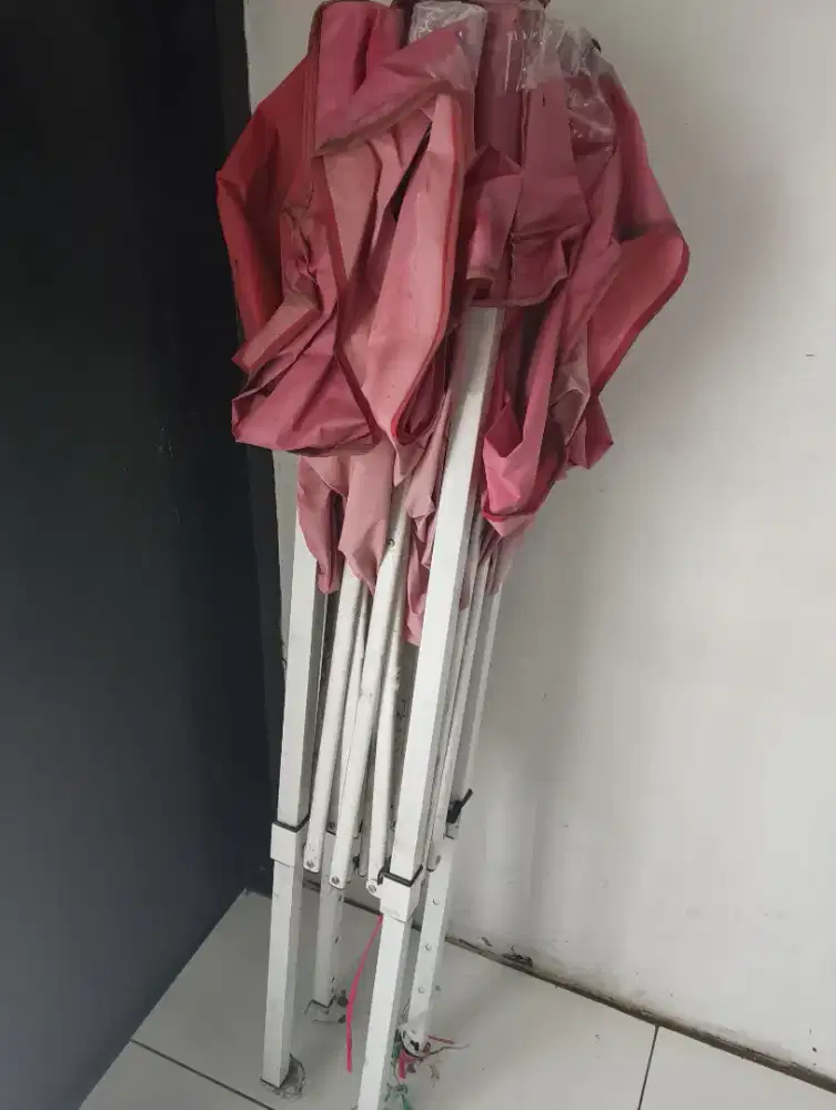 Tenda Matic 2x2 m Tenda Lipat