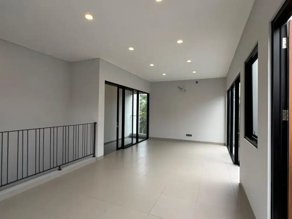 RUMAH BARU The Green Royal Blossom BSD 3 Lantai