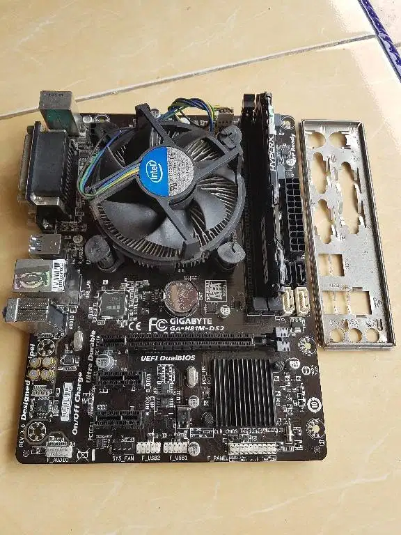 Sepaket Intel Core i5 4590 | Gigabyte H81M-DS2 | Ram 8GB DDR3
