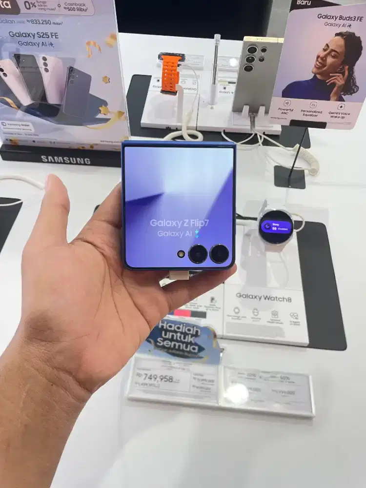 Cicilan Samsung galaxy Zflip7 pakai HomeCredit