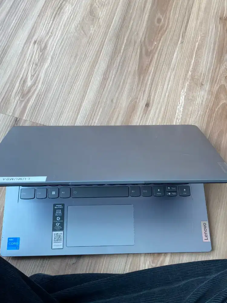 Jual cepat Lenovo 82H7 ex kantor