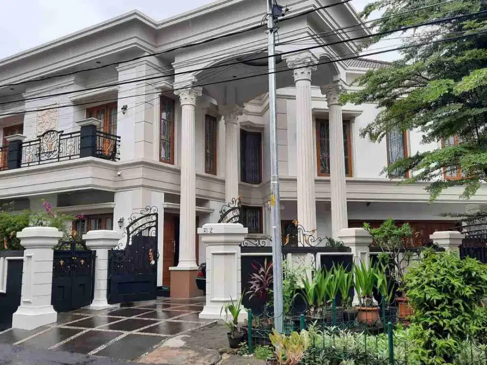 Rumah Mewah Furnish Luas 620m 6 Kamar 5 Mobil Rawamangun