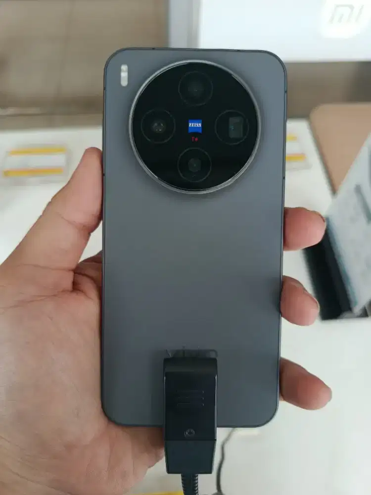 Promo VIVO X300 12/256 GB Cicilan Tanpa DP Bunga 0%