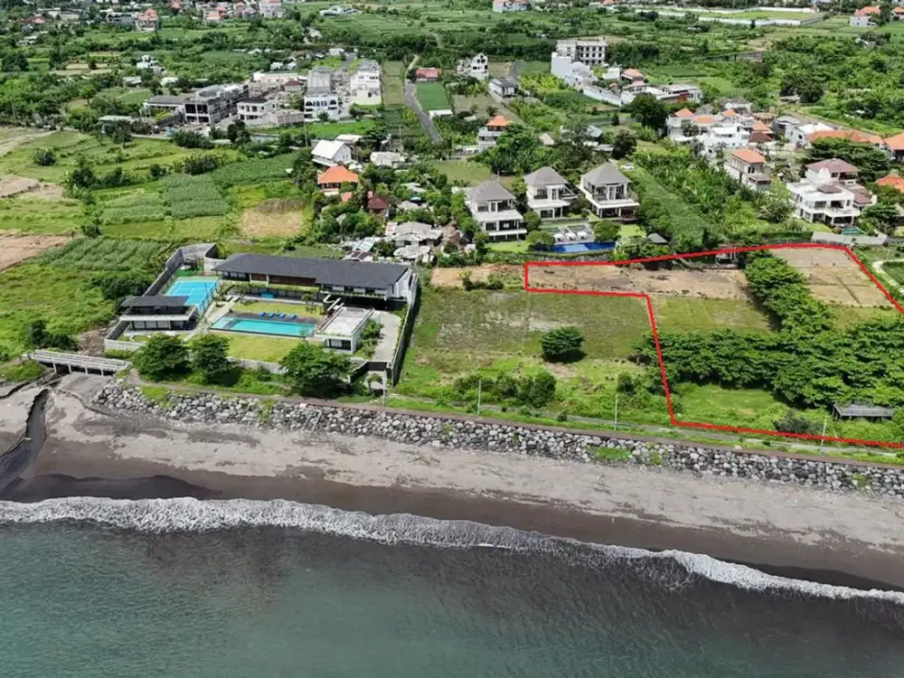 Dijual: Tanah LosPantai dengan Vila di Sekitarnya — Padang Galak, Sanur, Denpasar, Bali