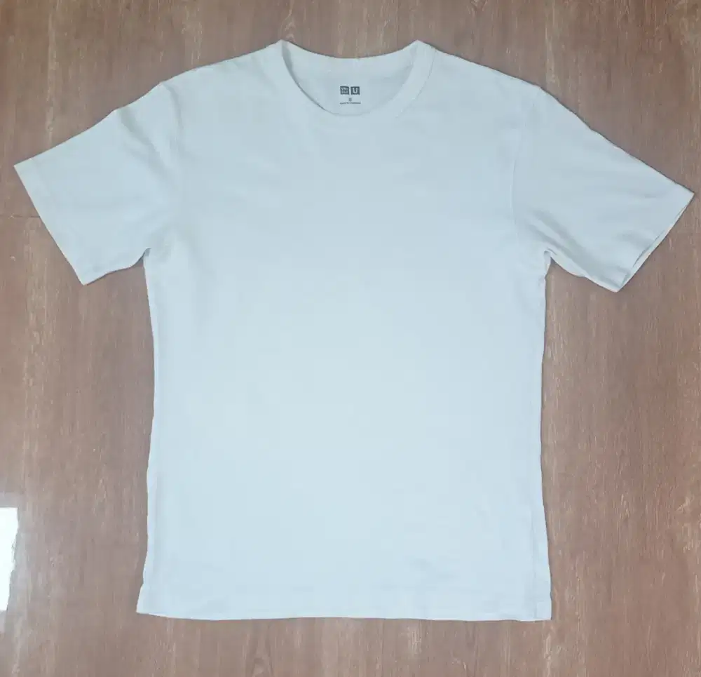 2 kaos uniqlo & spalding original