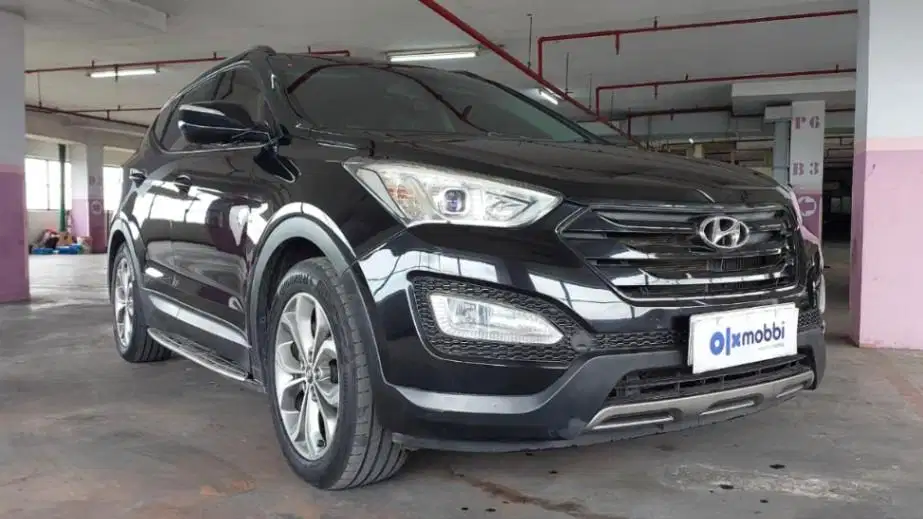 DP Rendah  10JT Hyundai Santa Fe 2.2 CRDi Solar-AT 2012 Hitam