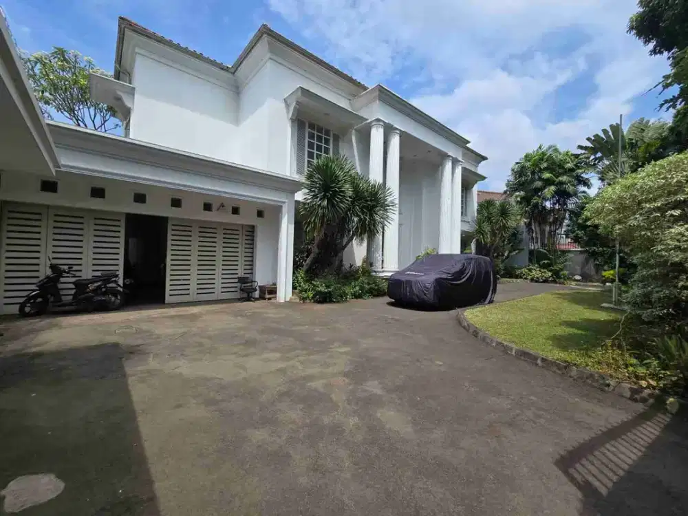 Jual rumah premium area RI-1 selong kebayoran baru Jaksel
