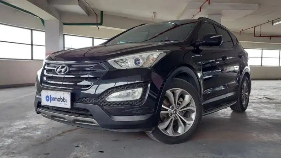 DP Rendah  10JT Hyundai Santa Fe 2.2 CRDi Solar-AT 2012 Hitam