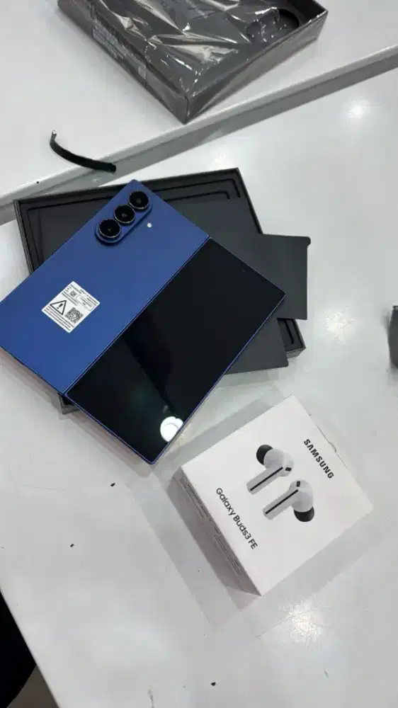 Promo Galaxy Fold 7 Cicilan 0% Gratis Buds fe - Samsung Queen City