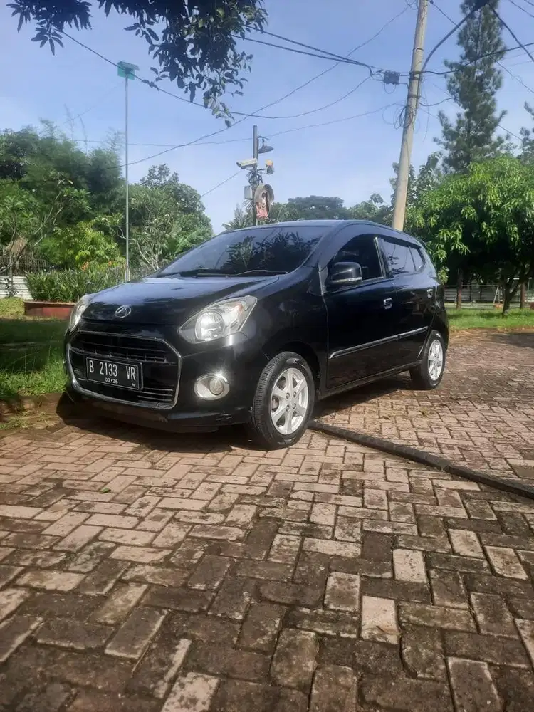 Daihatsu Ayla X 2015