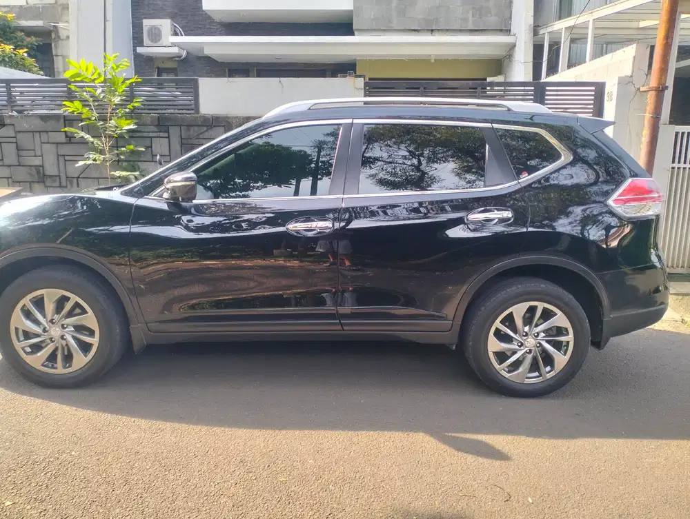 Nissan X-Trail 2015 Bensin