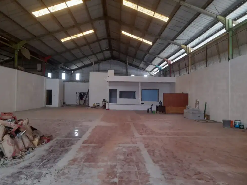 Gudang Berlokasi Strategis Siap Pakai Cocok Untuk Logistik di Cakung Jakarta Timur