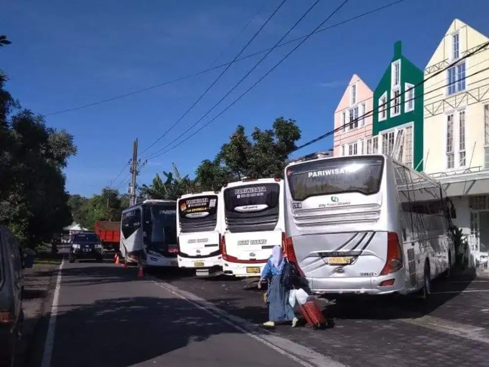 Hotel aktif dijual purwantoro tengah kota malang 22 modern suite furnished 8M