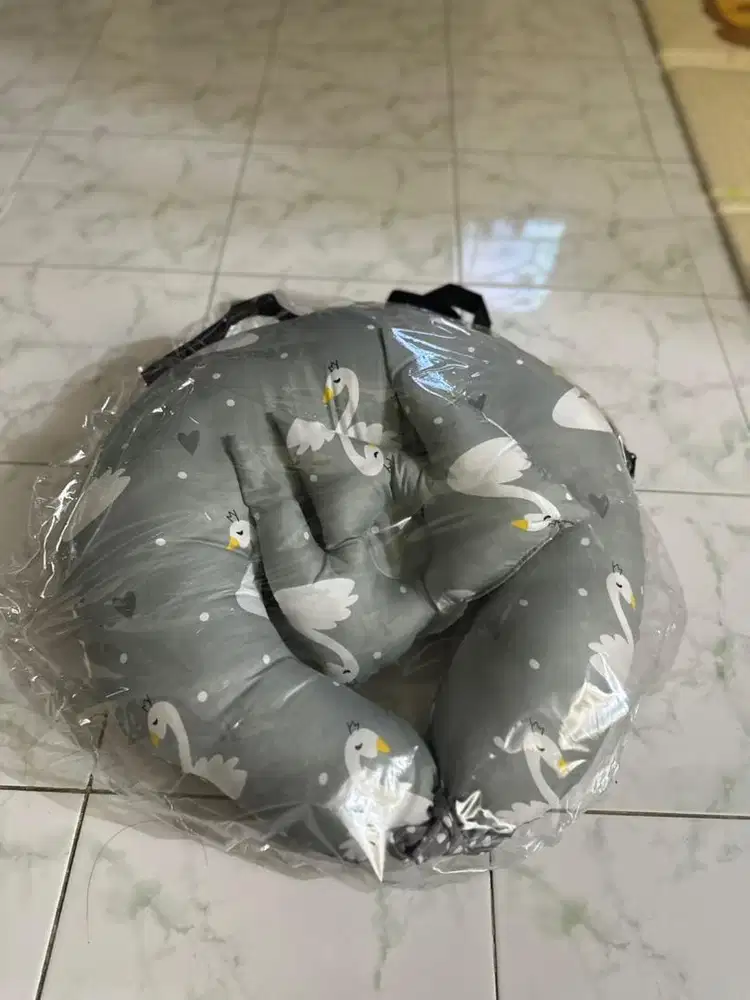 Bantal Menyusui + Sofa Bayi