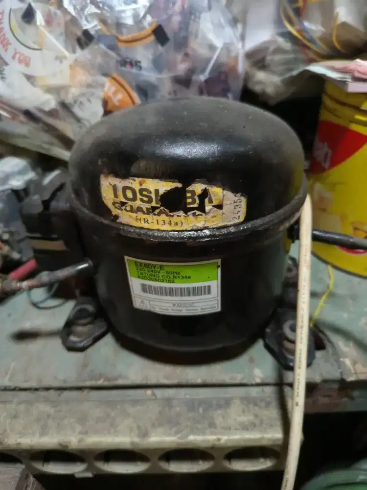 Kompresor freezer copotan kondisi siap pakai jaminan