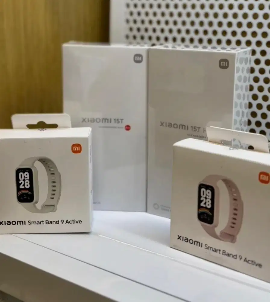 XIAOMI 15T SERIES FREE SMARTBAND 9 ACTIVE
