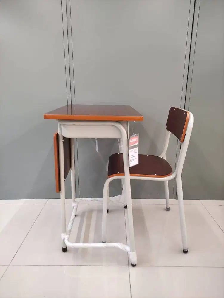 MEJA KURSI SEKOLAH ESTETIK MURAH