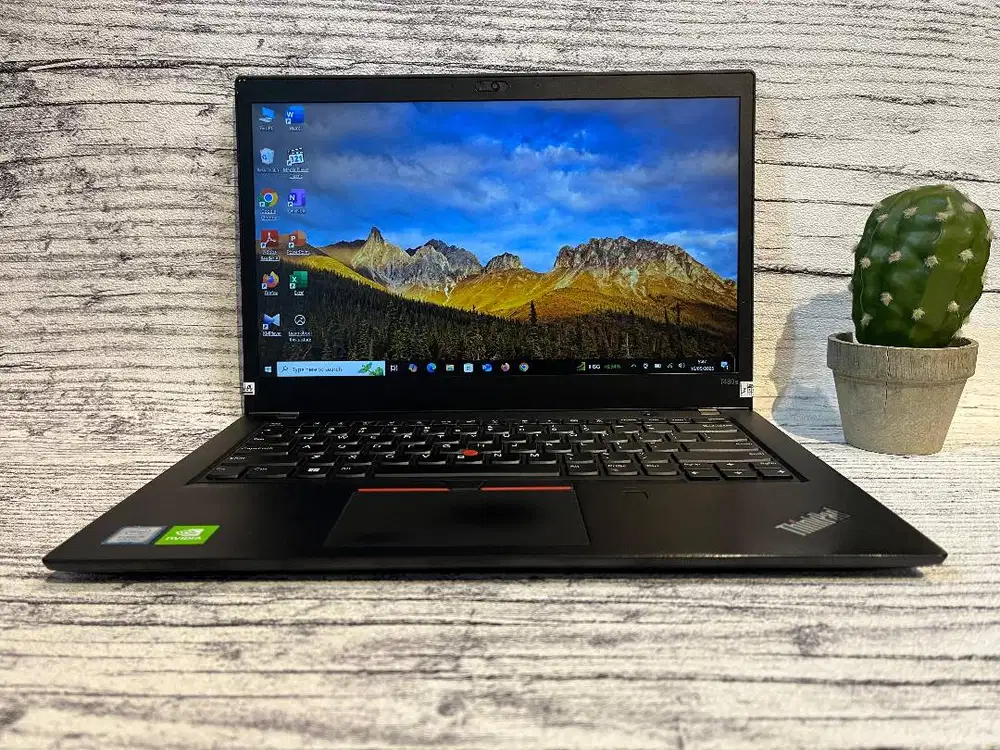 LENOVO THINKPAD T480S // NVIDIA MX150 (2GB) // TOUCHSCREEN