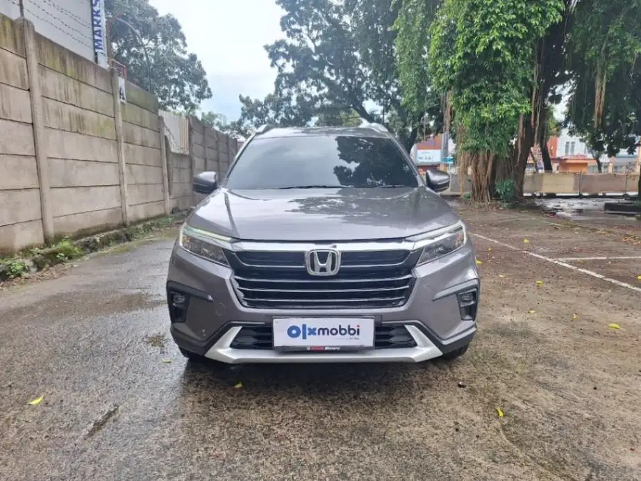 DP MURAH Honda BR-V 1.5 Prestige Bensin-AT 2022 CHKBB