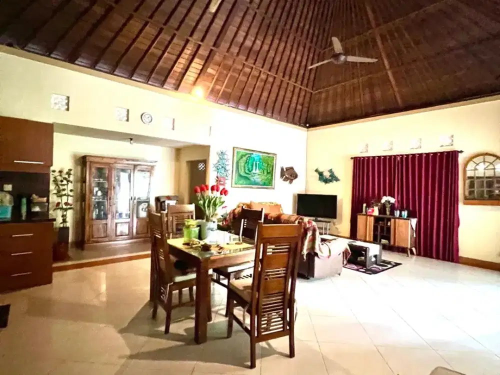 DIJUAL VILLA MURAH DI TUMBAK BAYUH – CEPAT LAKU! ( JK / LM )