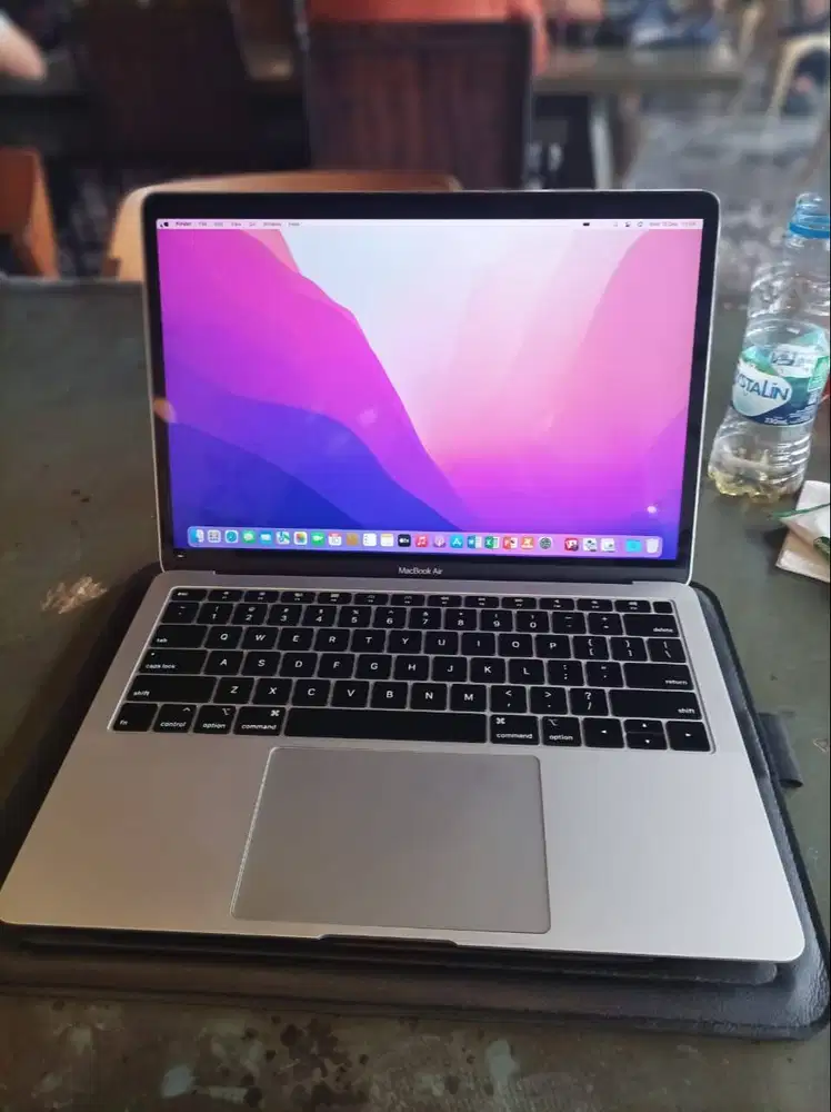 Jual Macbook Air 2018 Mulus Like New