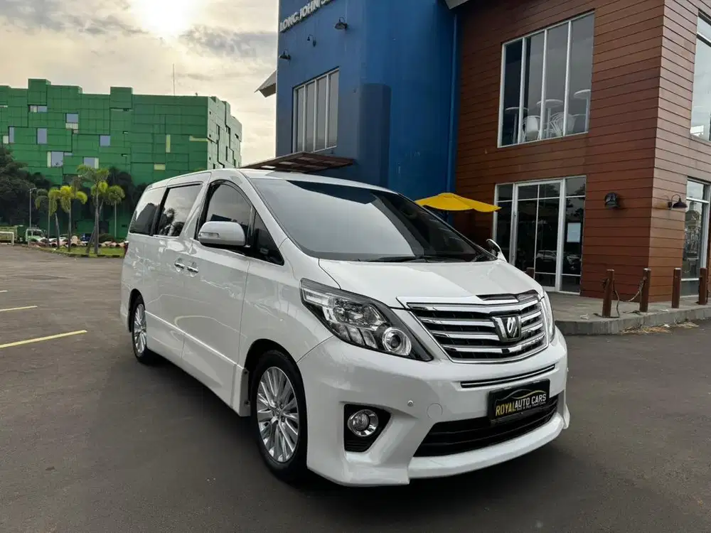 BEST CONDITION!! Toyota Alphard 2.4 SC Pilot Seat 2013