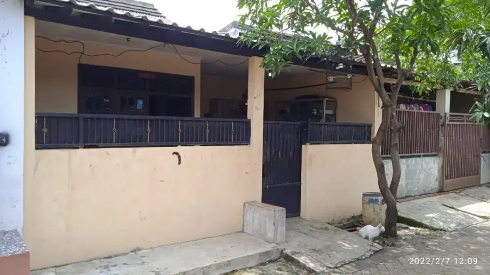Di jual rumah keroncong