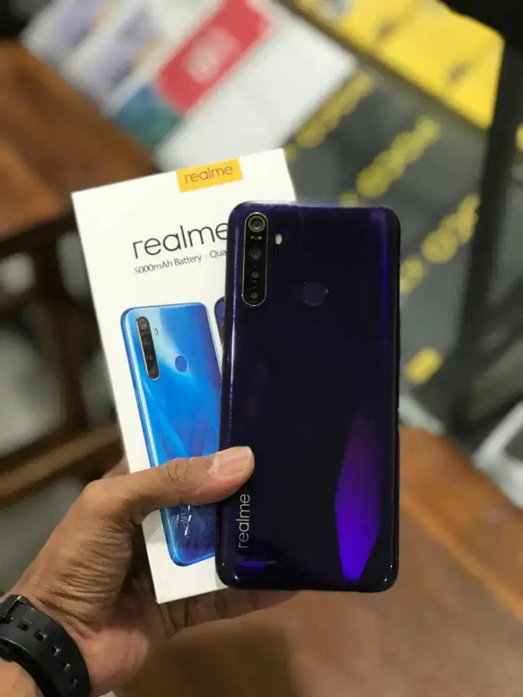 Realme 5 4/128 Second Fullset