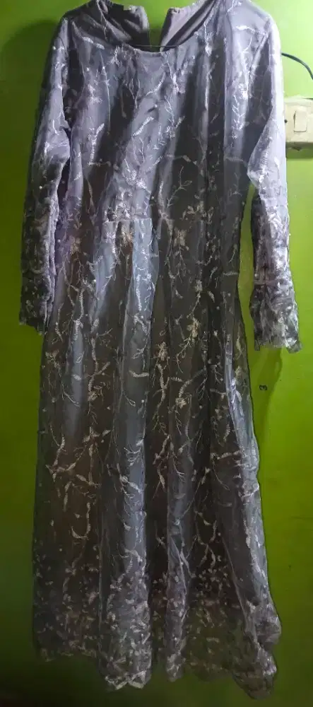 Gamis brukat acara
