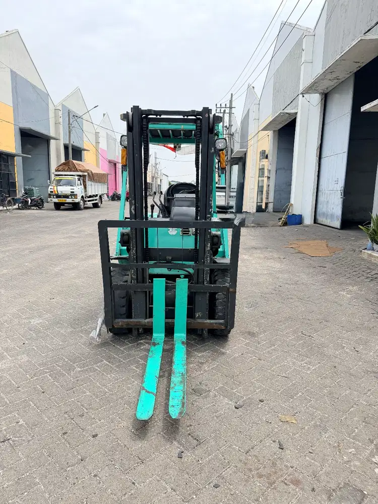 Forklift Mitsubishi 2,5 ton tahun 2016