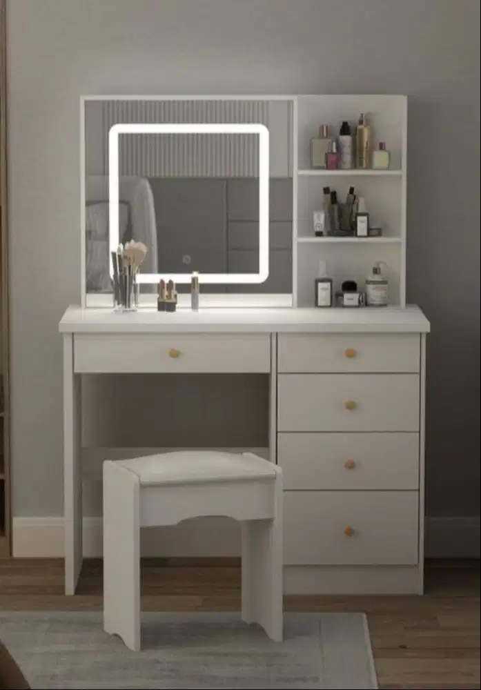 Meja Rias Makeup HPL – Anti Gores, Anti Lembab, Desain Minimalis