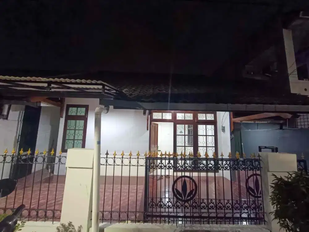 Dijual murah rumah cantik di inpres kembang larangan