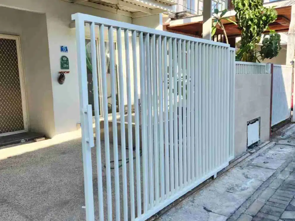 Dijual Rumah Rungkut Asri Tengah Baru Renovasi