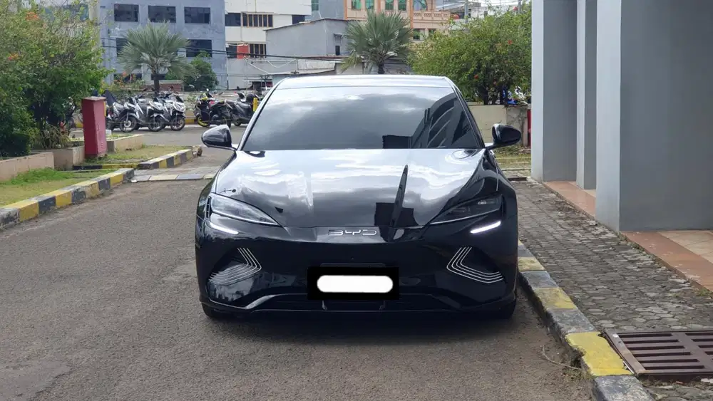 Km11rb byd seal performance awd 2024 hitam pajak panjang