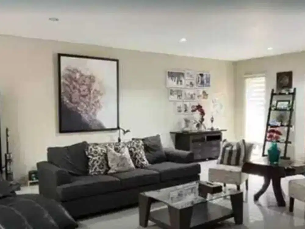 Dijual Rumah Cantik Strategis Area Batununggal