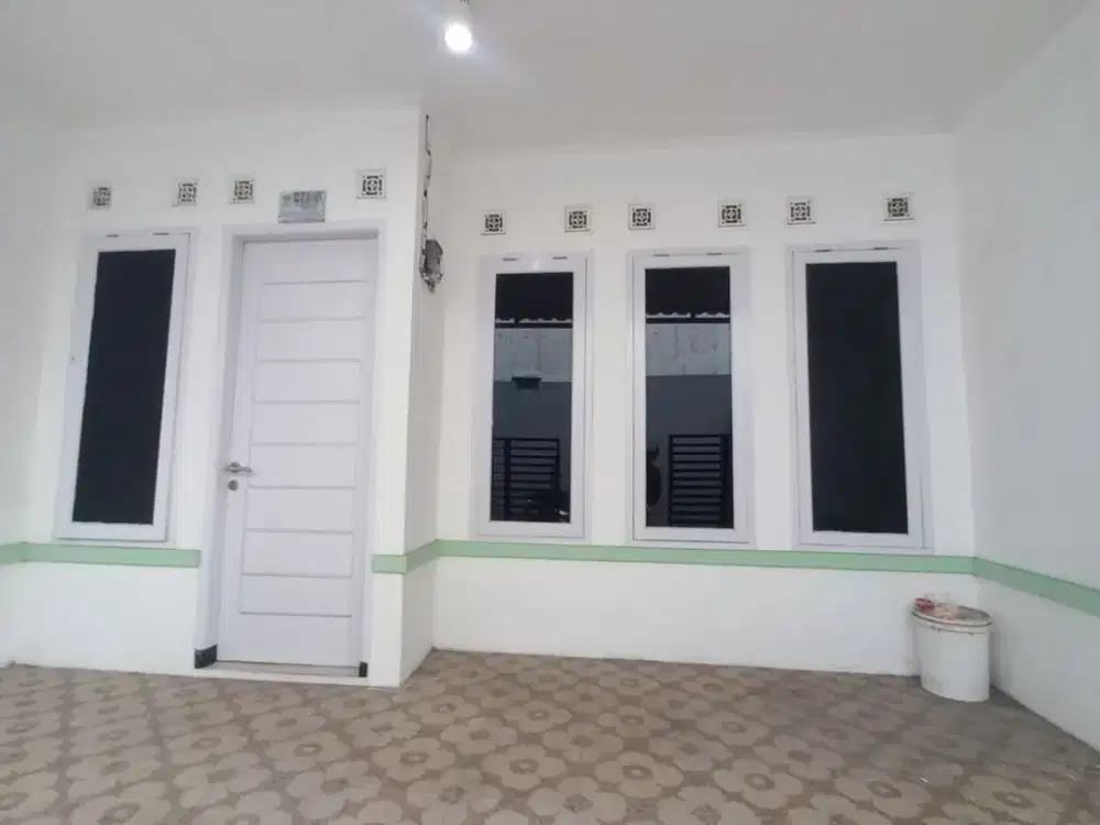 jual cepat, rumah siap huni komplek Antapani dekat GRIYA