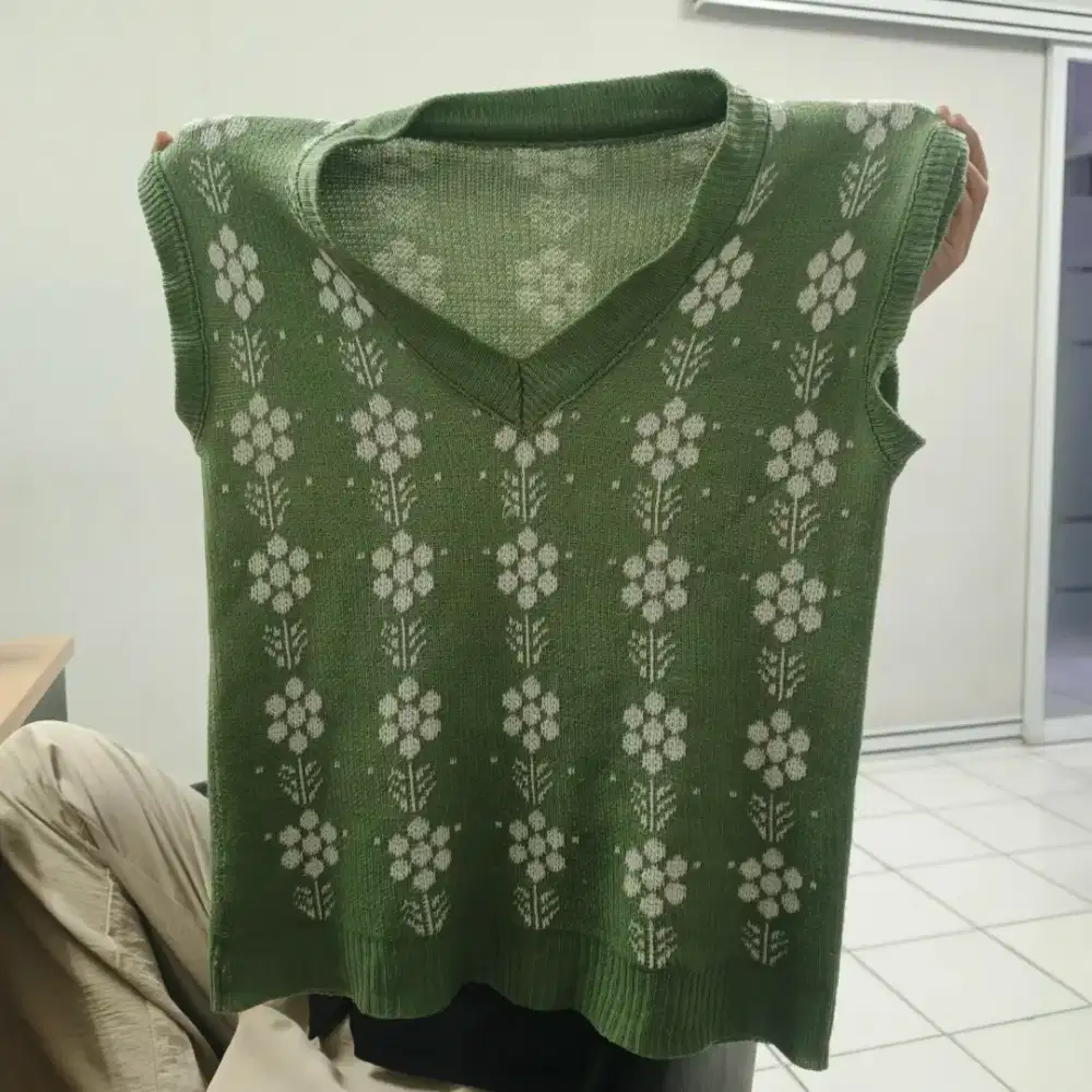 ROMPI HIJAU MOTIF BUNGA