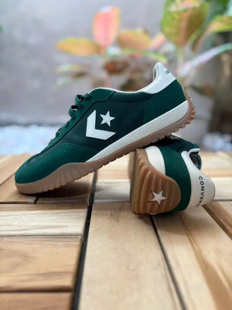 Sepatu Converse Run Star Trainer