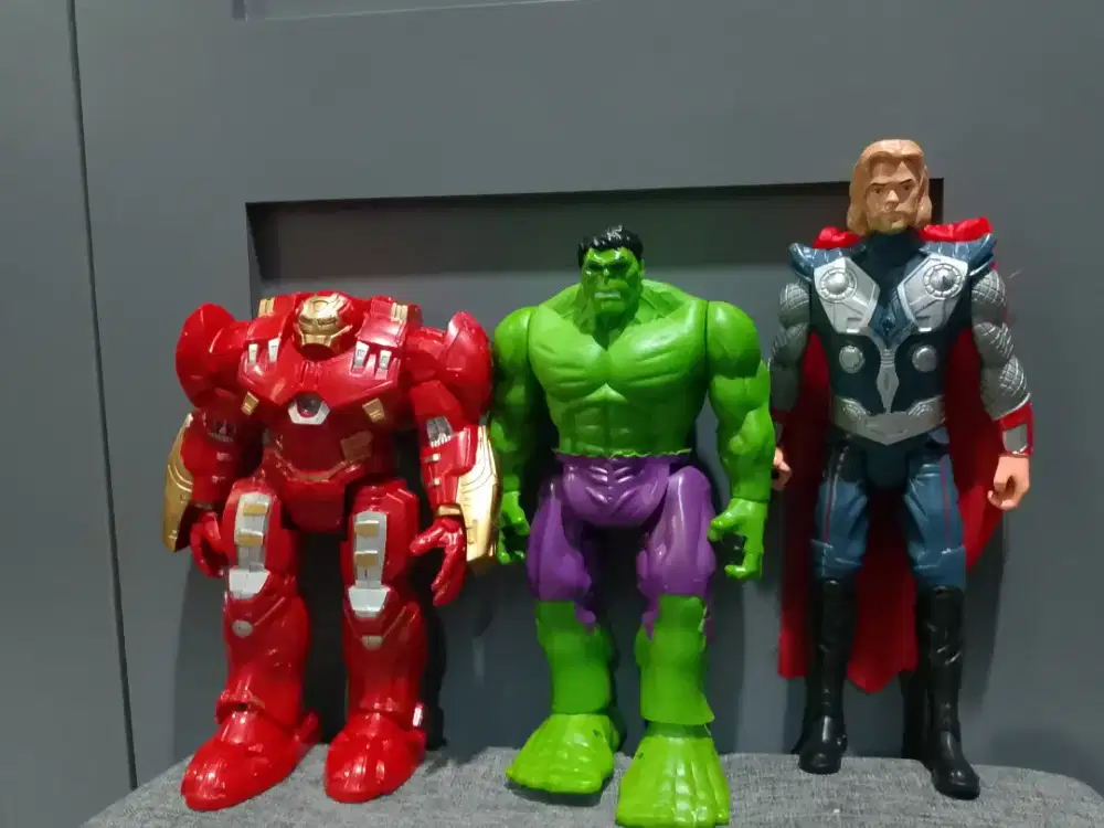 Mainan anak action figure