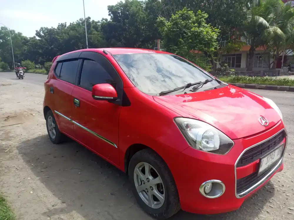 Daihatsu Ayla type X tahun 2014