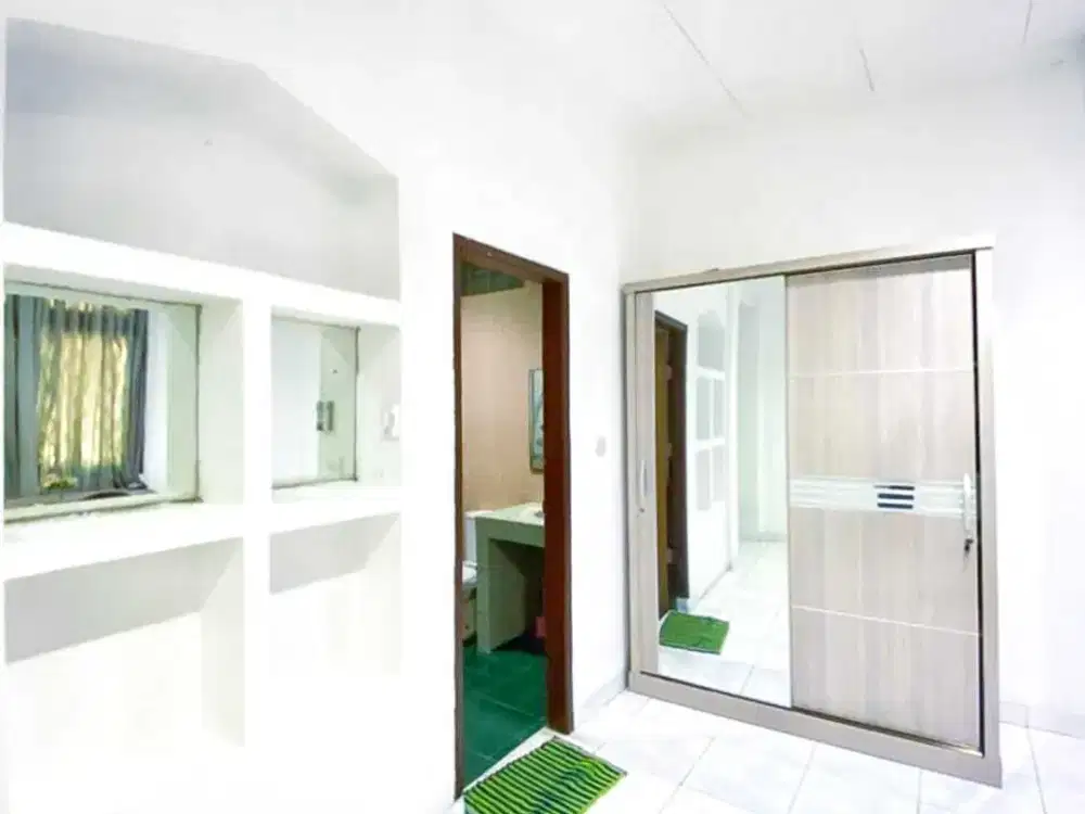 DIJUAL KOST GROGOL SELALU FULL JALAN KAKI 5 MENIT KE KAMPUS BISA KPR