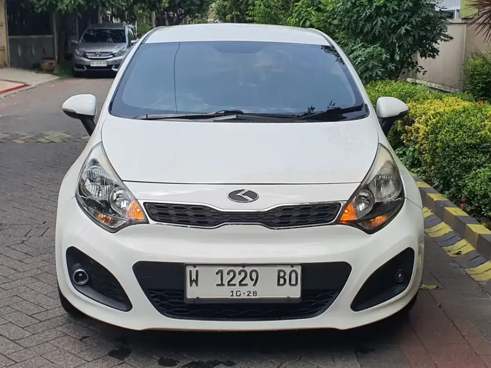 Dagangan super all no tipu2 new kia rio 2013 matic krdt bisa